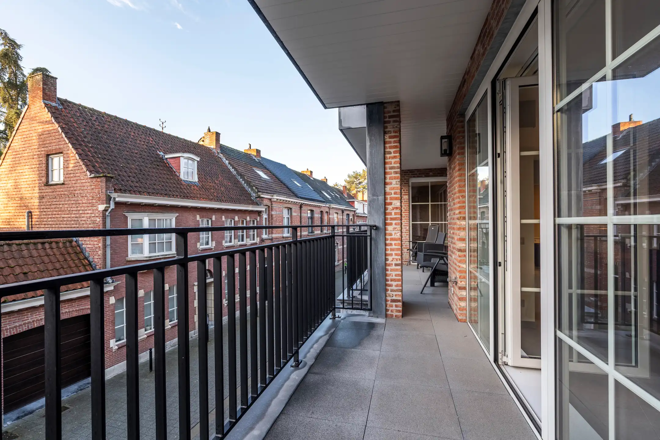 Luxueus appartement in hartje Turnhout met ondergrondse parkeerplaatsen foto {{pictureIndex}}