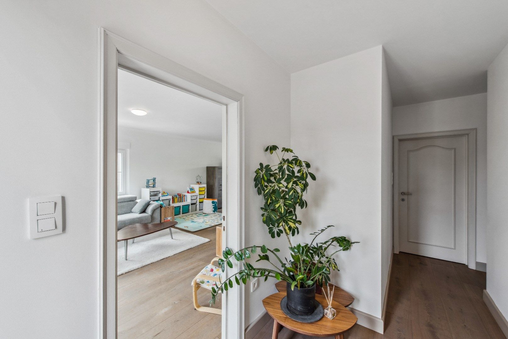Bungalow met nieuw dak, 3 slaapkamers en garage foto 7