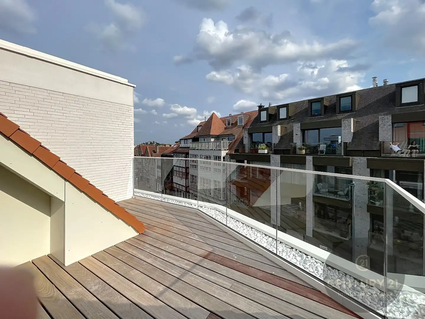 Luxe duplex appartement met terras in residentie OYSTER foto 2