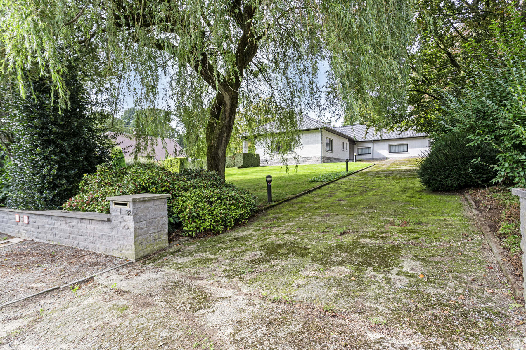 Super gelegen villa-bungalow. foto 22