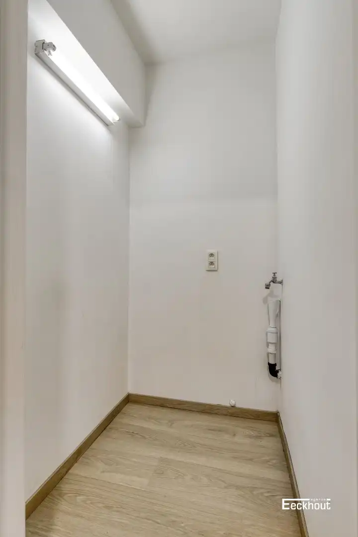 Ruim instapklaar appartement met 3 slaapkamers in centrum Oostende, met fietsenberging en dicht bij strand!  foto 13