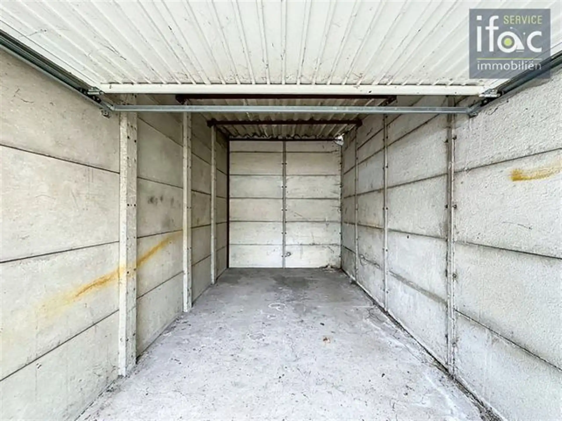 Opbrengsteigendom Garageboxen - buiten foto 3