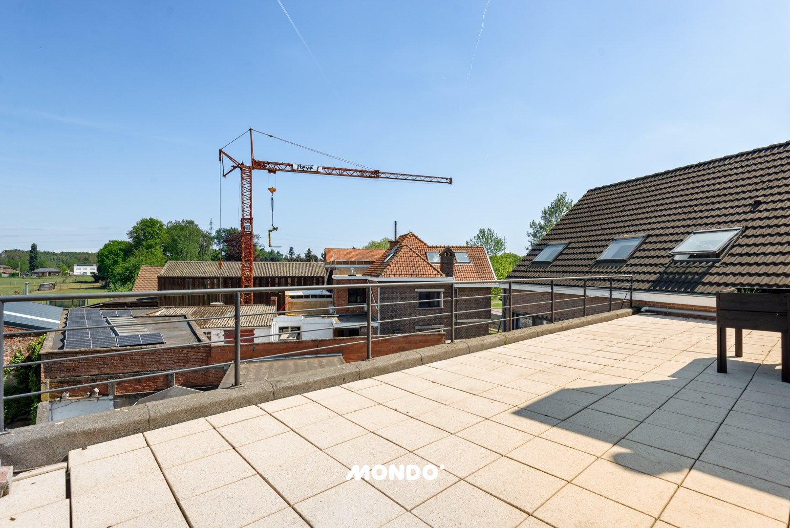 Ruim en uniek dakappartement met 3 slaapkamers, sauna en prachtig uitzicht in het hart van Sint-Amands. foto 25