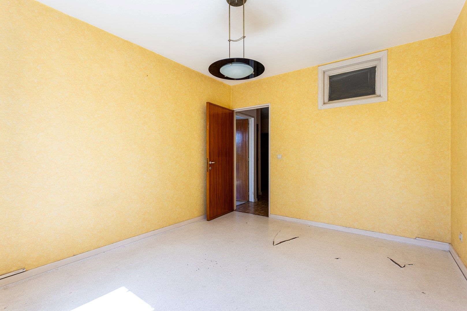 Appartement met 2 slaapkamers recht tegenover Bremweide! foto 9