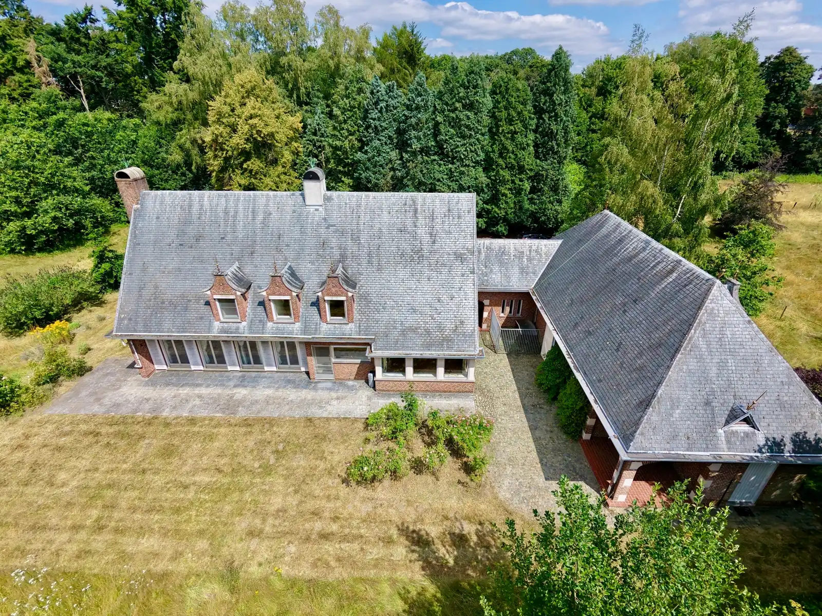 UNIEK PAARDENDOMEIN OP 28.870 M² foto 26