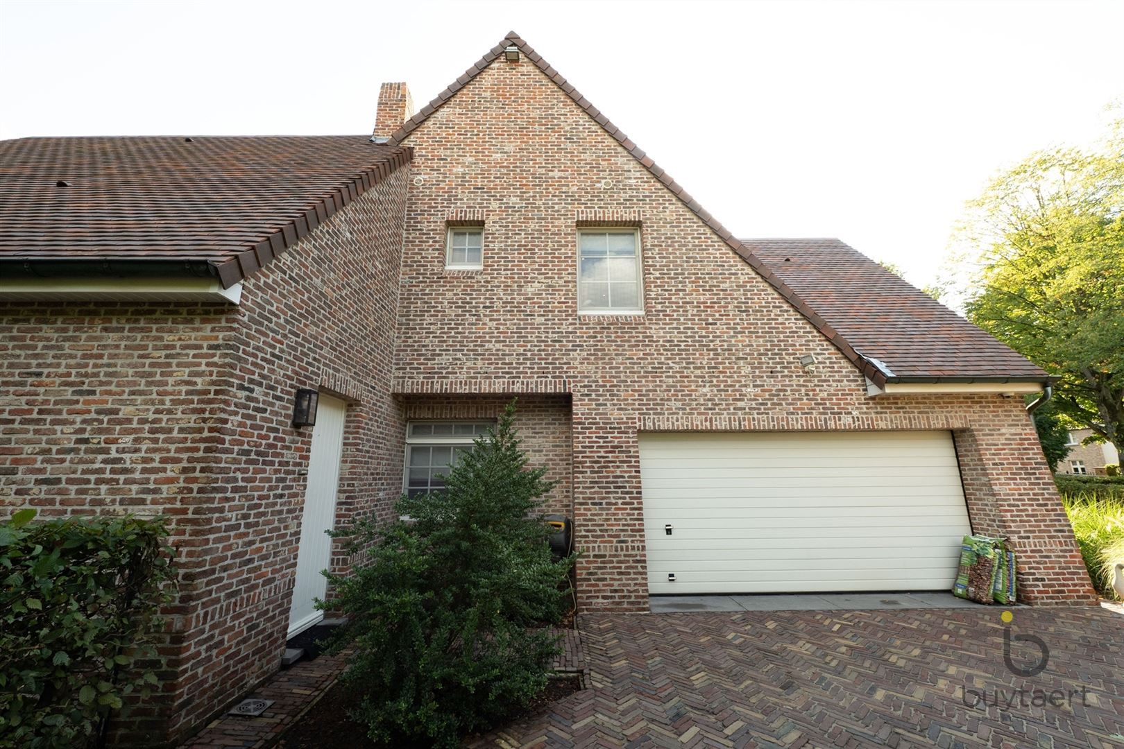 EXCLUSIEF: stijlvolle villa met een tijdloze inrichting op een toplocatie te Schilde! foto 95