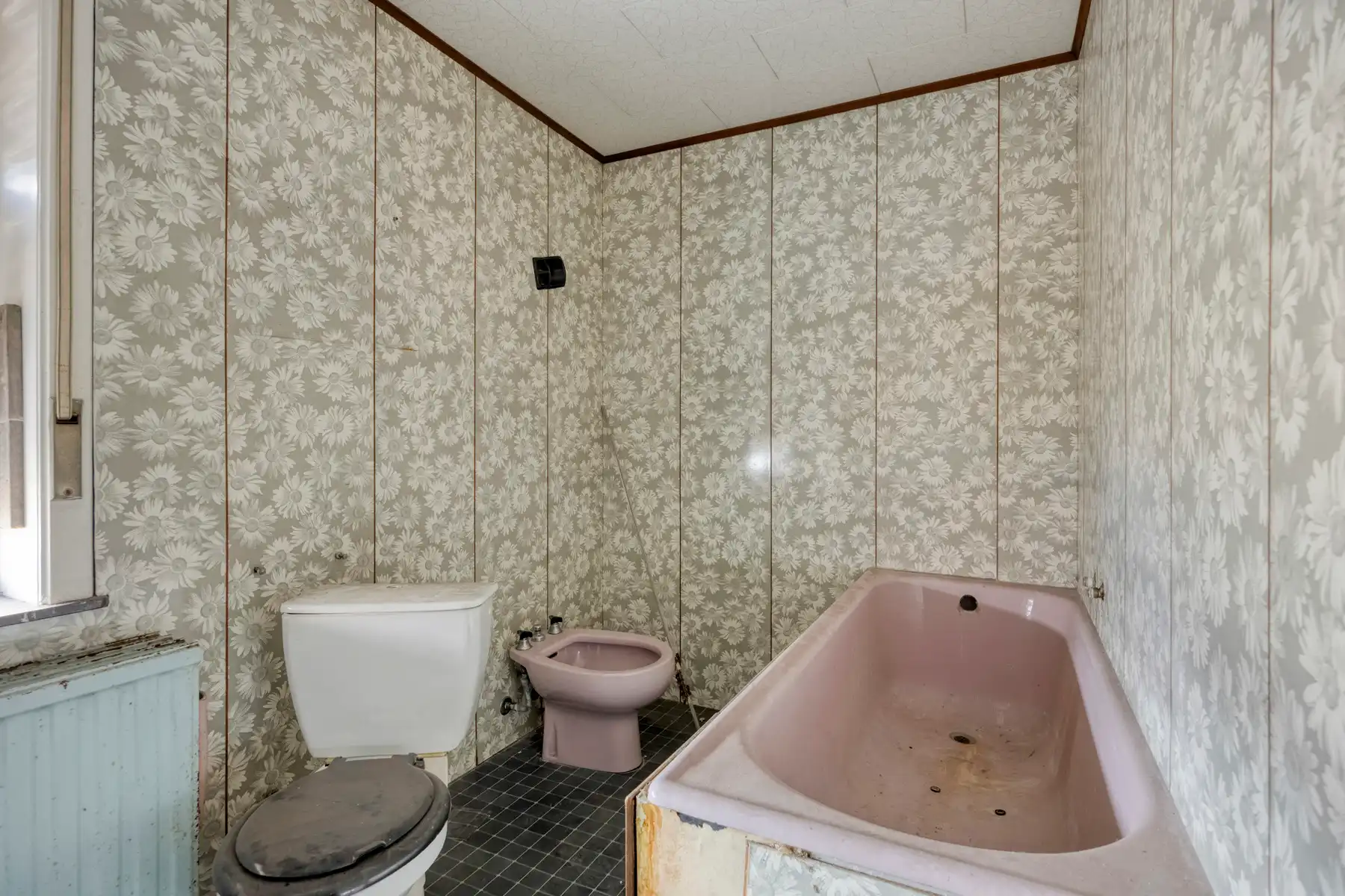 Handelspand met woonst met zeer veel visibiliteit foto 11