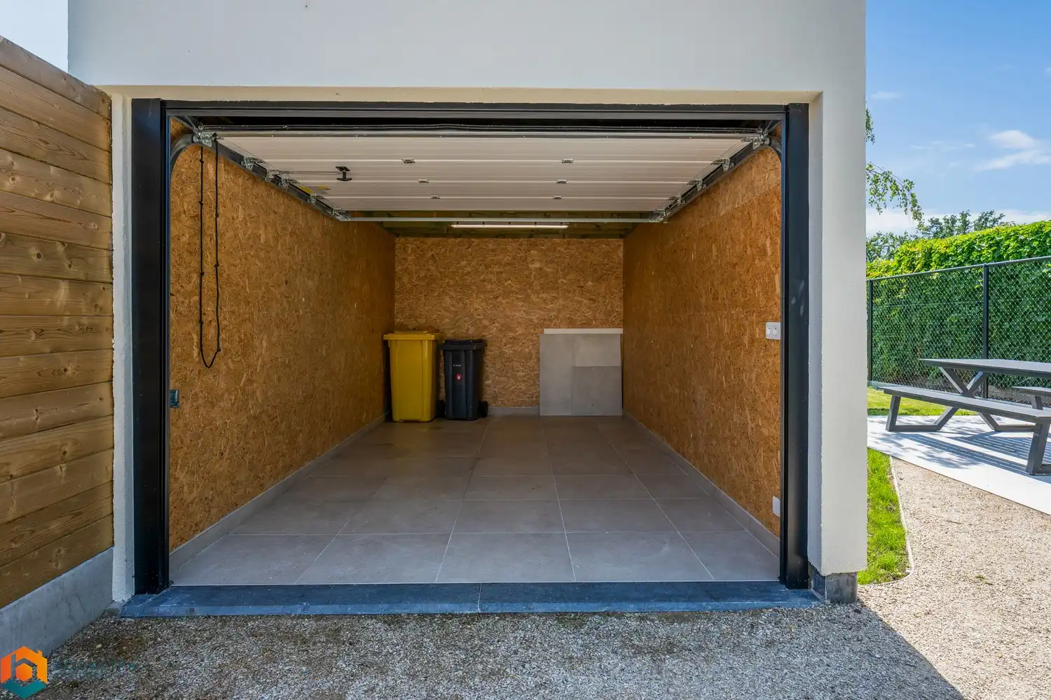 Prachtig vernieuwde bungalow te Schriek foto 24