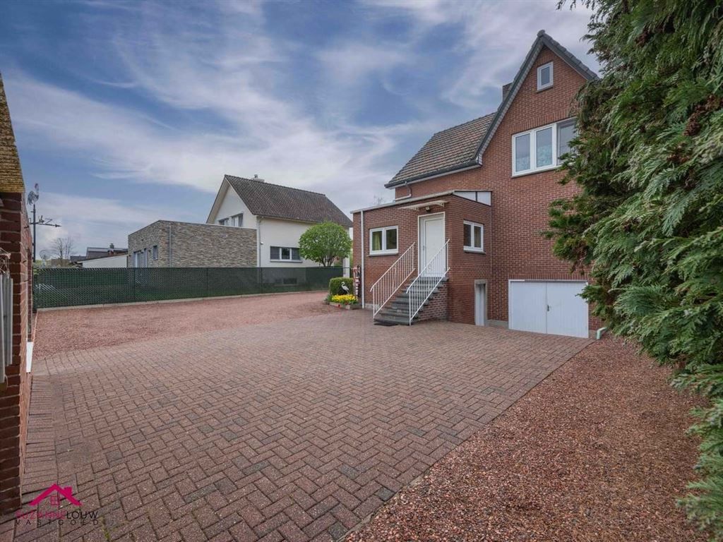 Zeer goed onderhouden vrijstaande woning foto 5