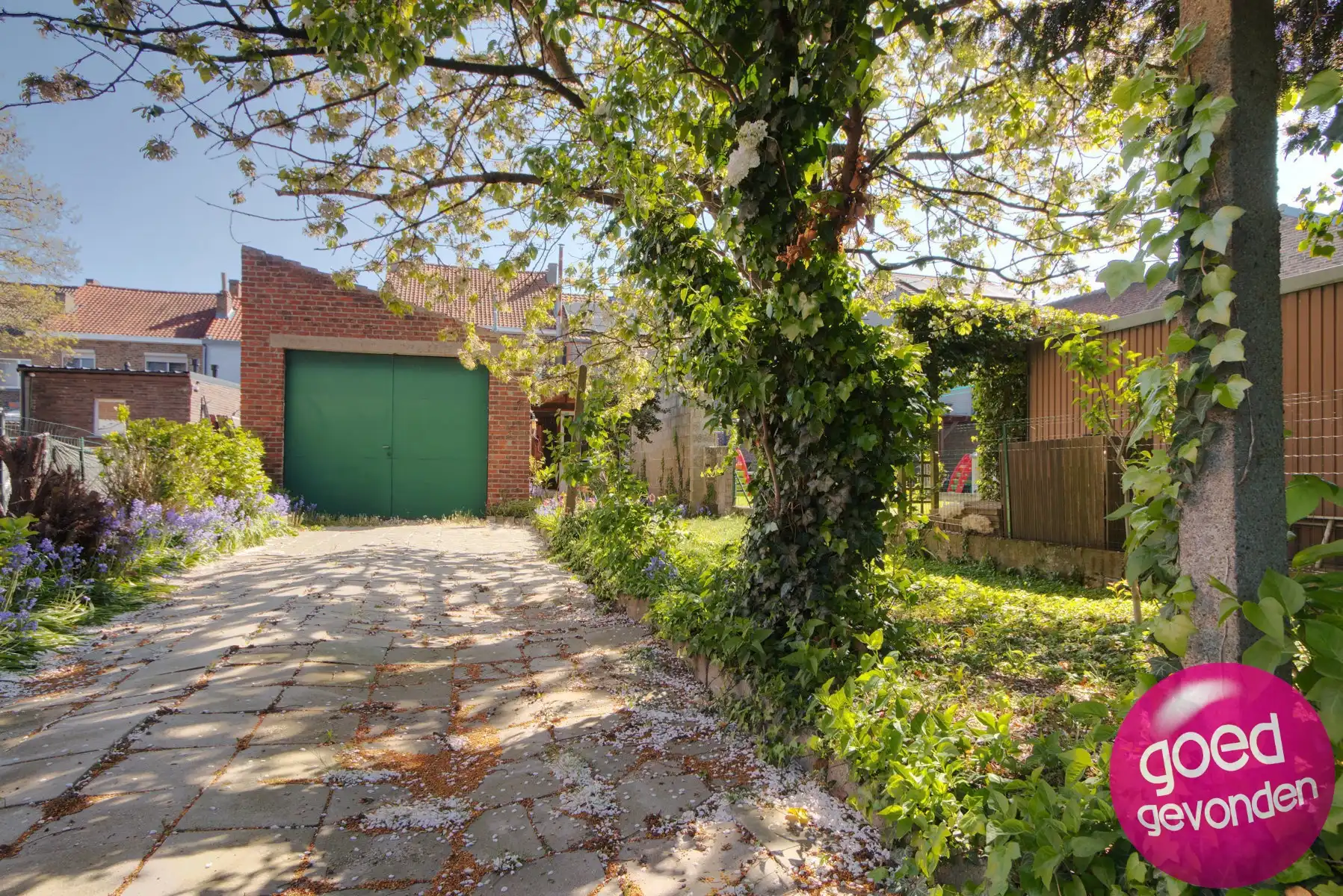 WONING + BOUWGROND - 4 SLK - 2 GARAGES - ATELIER - CENTRUM  foto 2