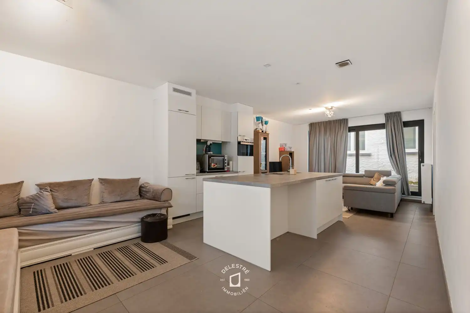 Interessante opbrengsteigendommen in hartje Halle – 2 APP. met handelsgebouw foto 10