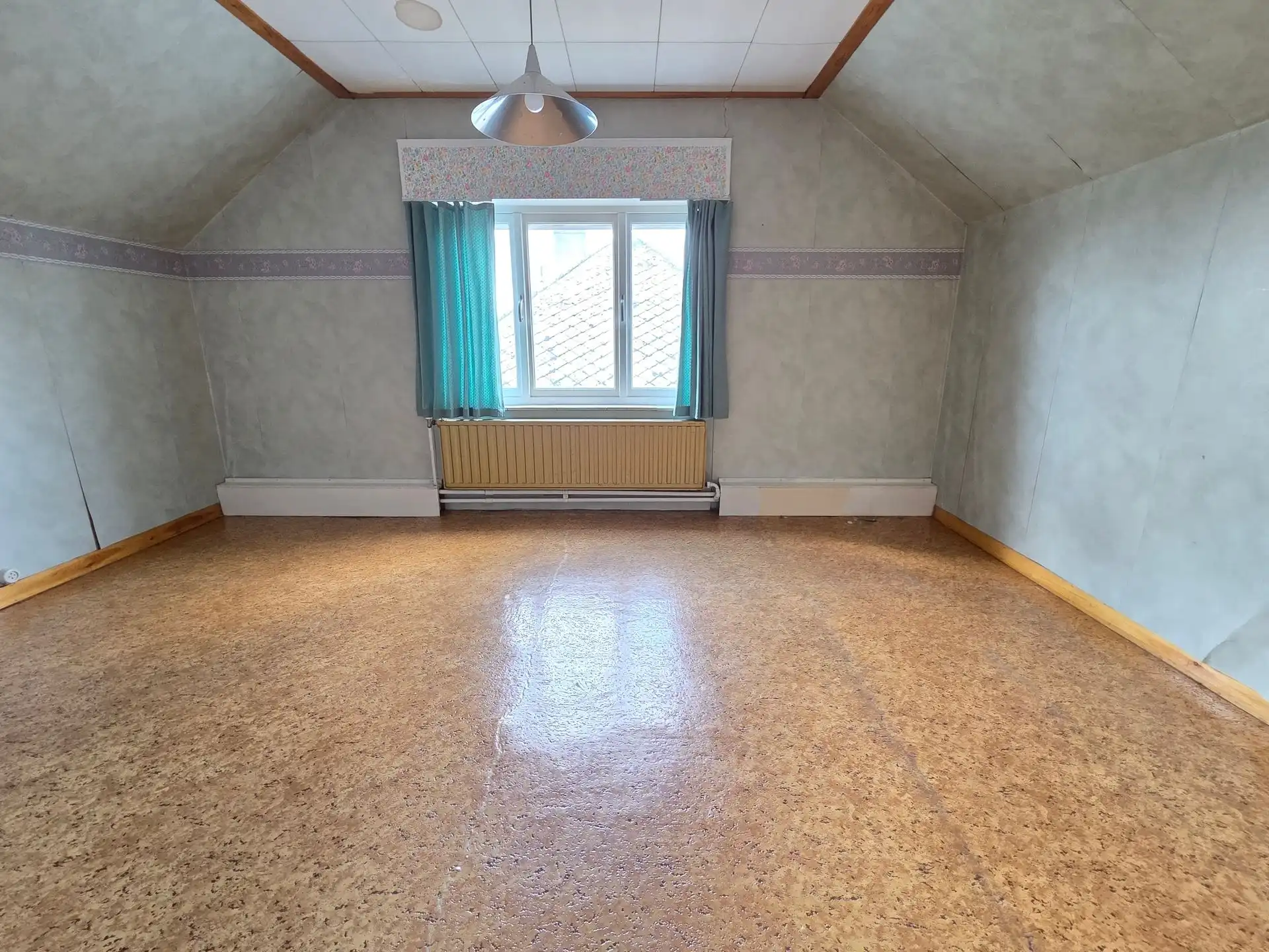 Charmante gezinswoning met 4 slpks op een mooi zuidgericht perceel van 990 m² foto 12
