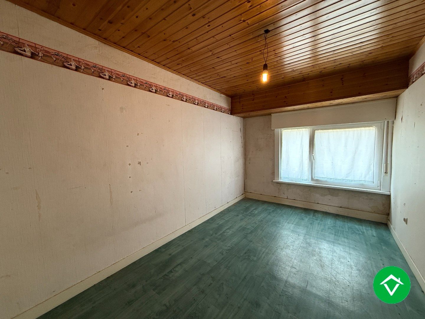 Op te frissen rijwoning met 3 slaapkamers en tuin in centrum Staden foto 11