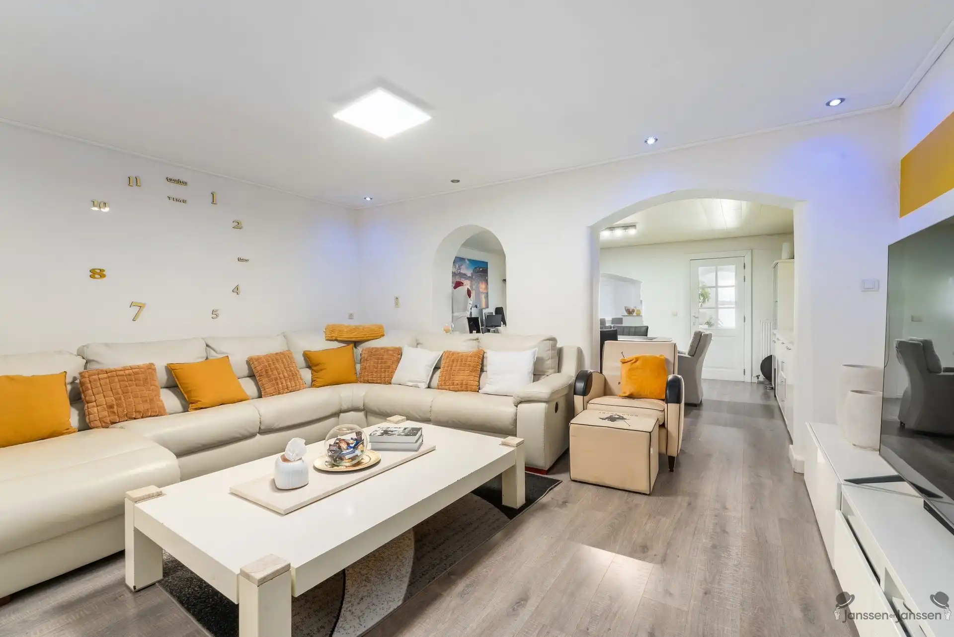 Instapklare gezinswoning met ruimte, comfort en een prachtige tuin in Mol foto 6