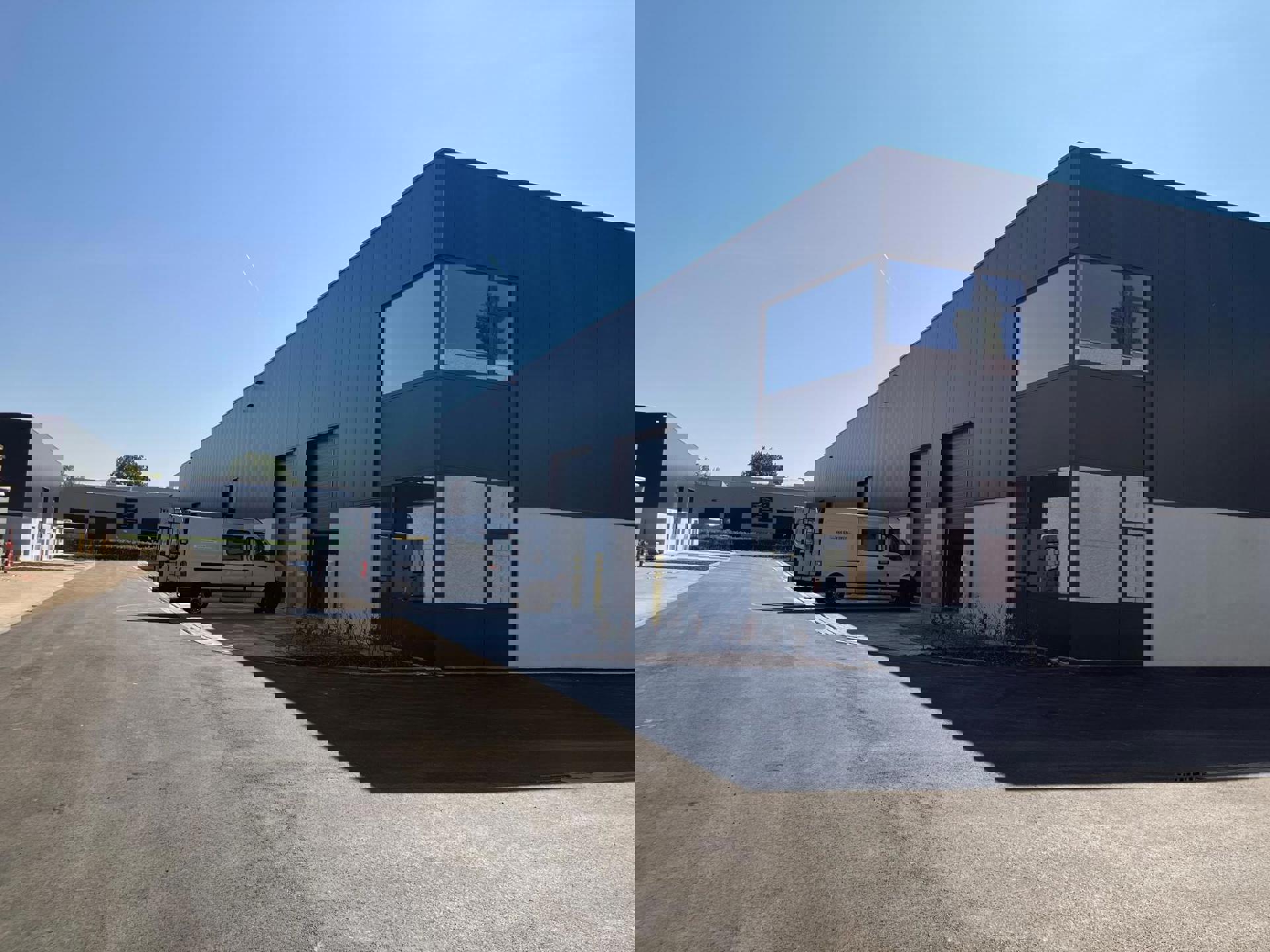 Nieuwbouw KMO-units in 'Heidelo-Park' foto {{pictureIndex}}
