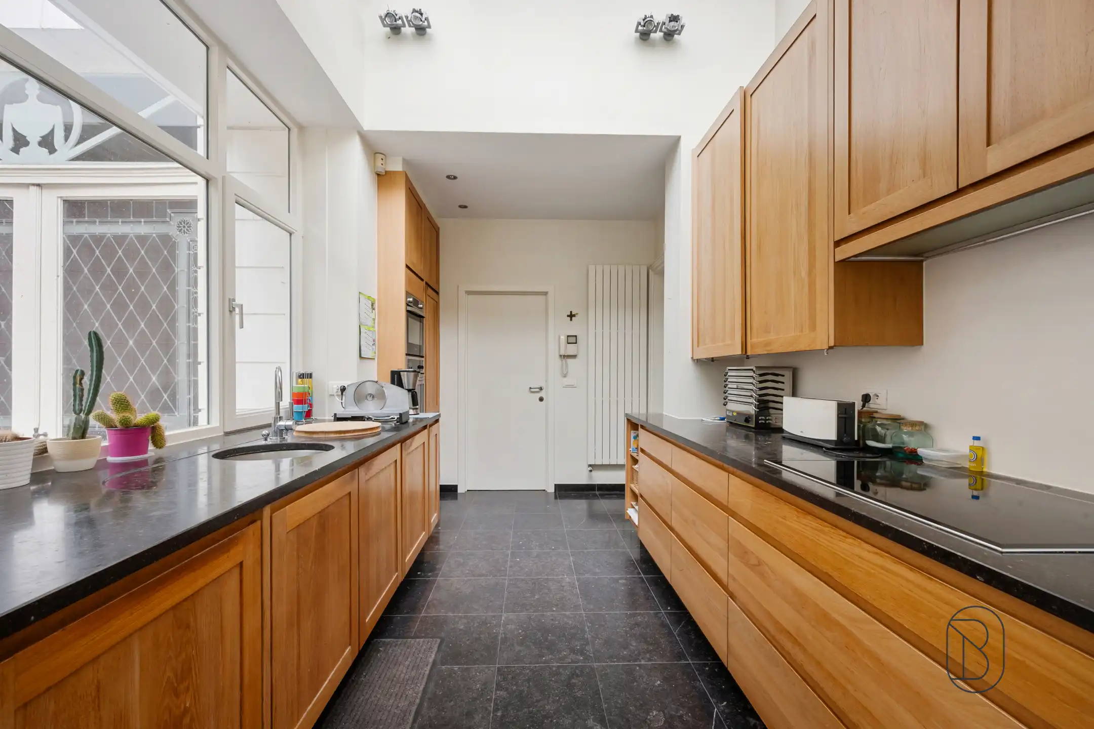 Charmante herenwoning met 5 slk en prachtige stadstuin  foto 24