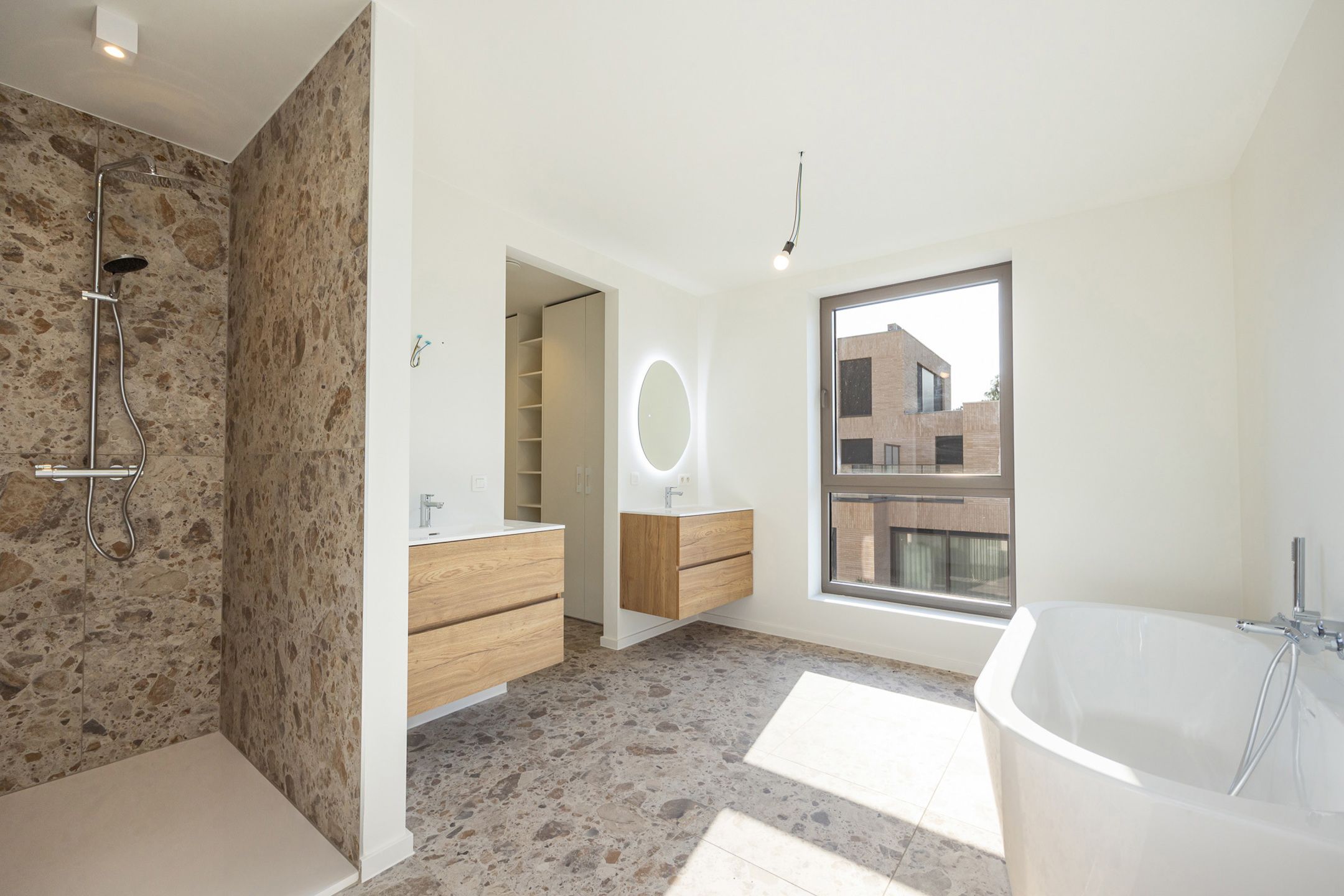 Nieuwbouwwoning met 3 slaapkamers en een prachtig open uitzicht foto 10