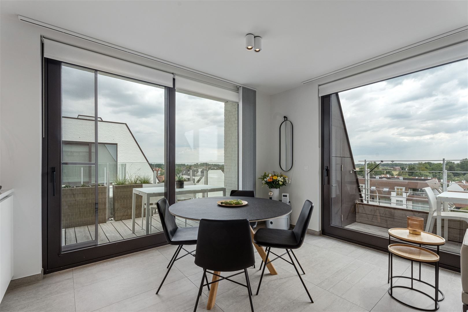 Prachtig dak / hoekappartement met unieke zichten foto 7