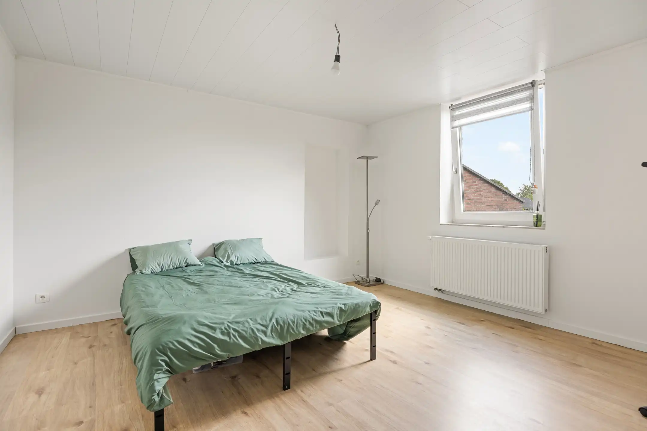Instapklare gezinswoning met garage te Elst  foto 15