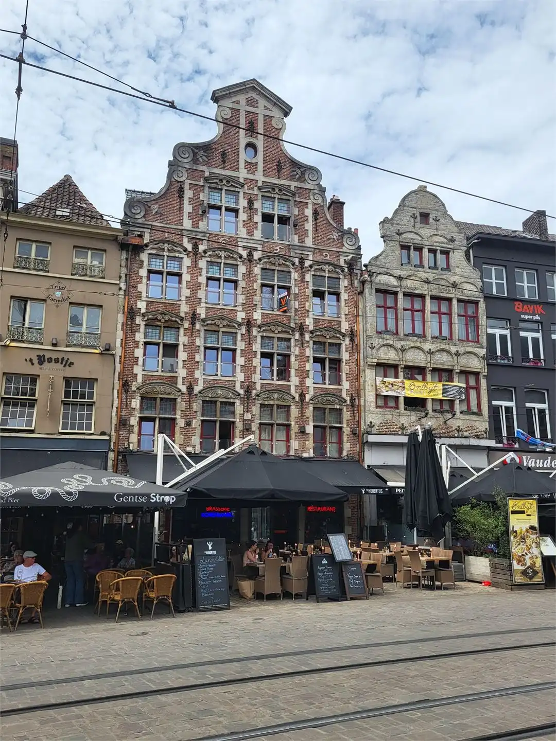 GERENOVEERD APPARTEMENT IN 2020 MET 1 SLAAPKAMER EN TERRAS, in het centrum van Gent. foto 23
