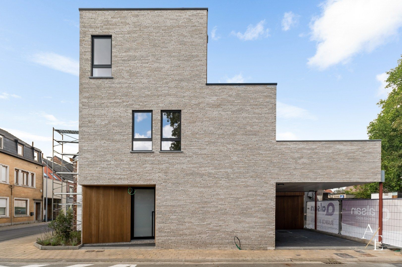 MERELBEKE-MELLE - Afgewerkte nieuwbouwwoning aan de Schelde! foto 2
