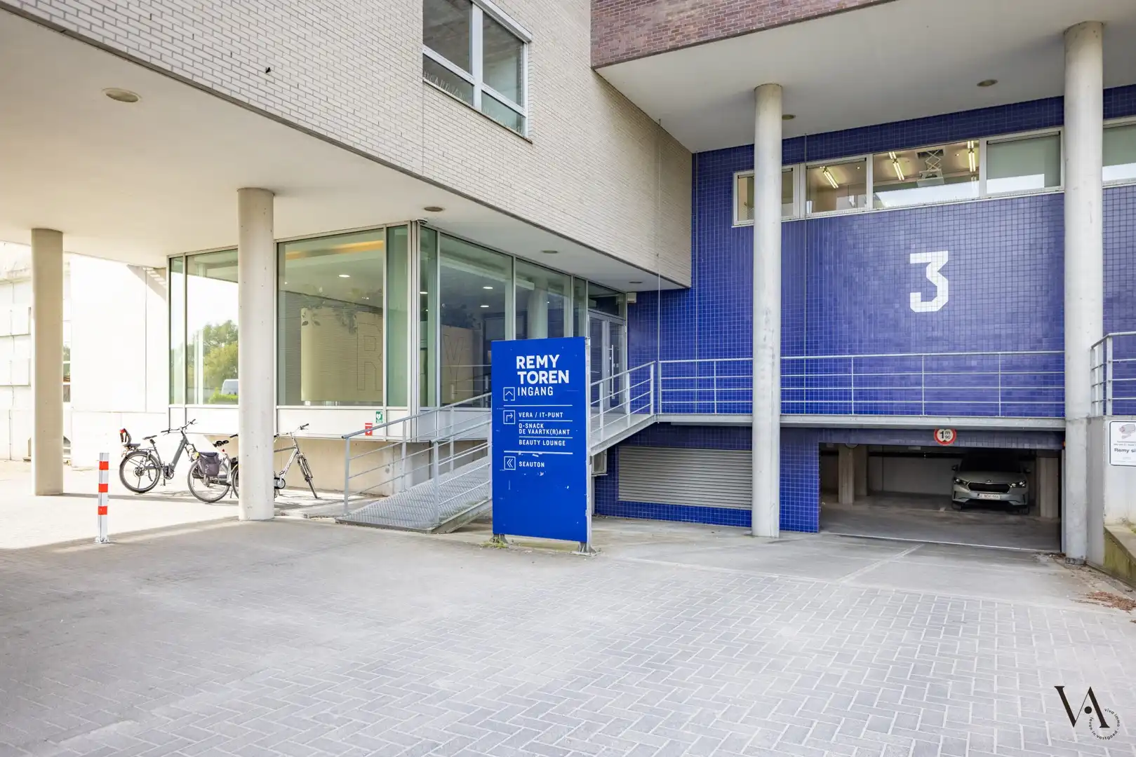 Exclusieve kantoorruimtes met gemeenschappelijke lounge in de Remytoren foto 17