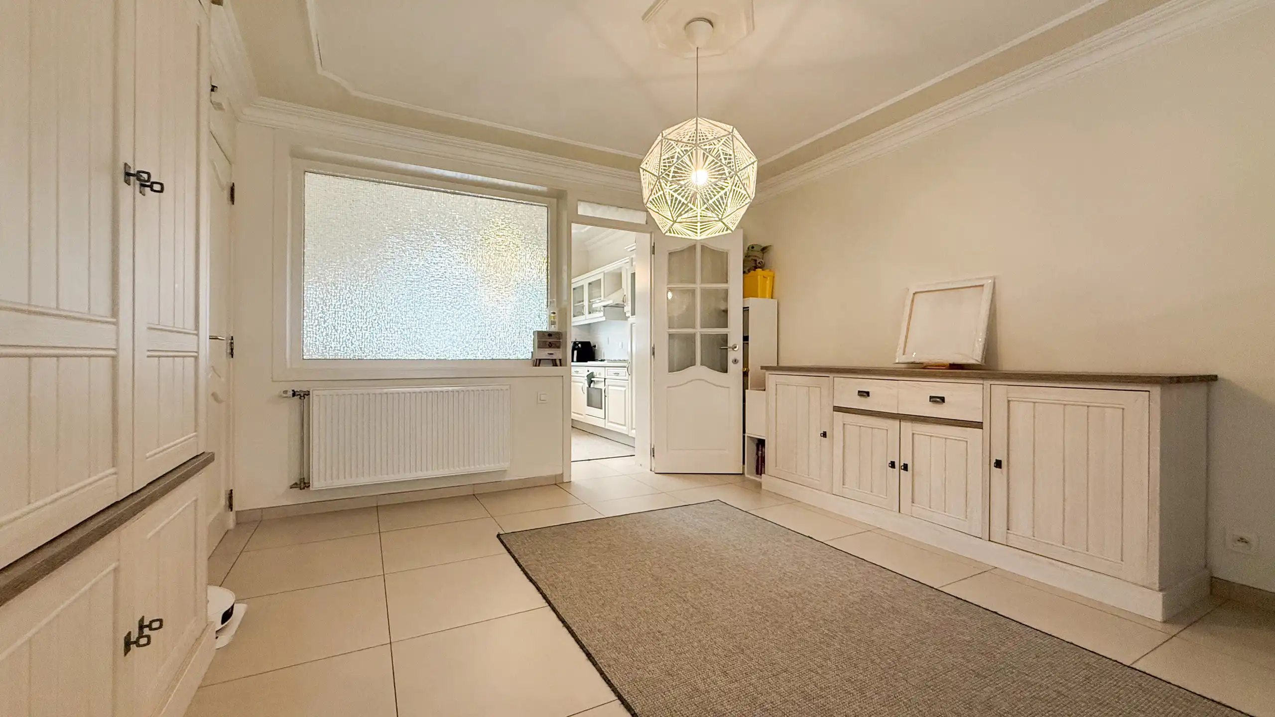 Gezinswoning met 4 slaapkamers centraal in Heusden! foto 4