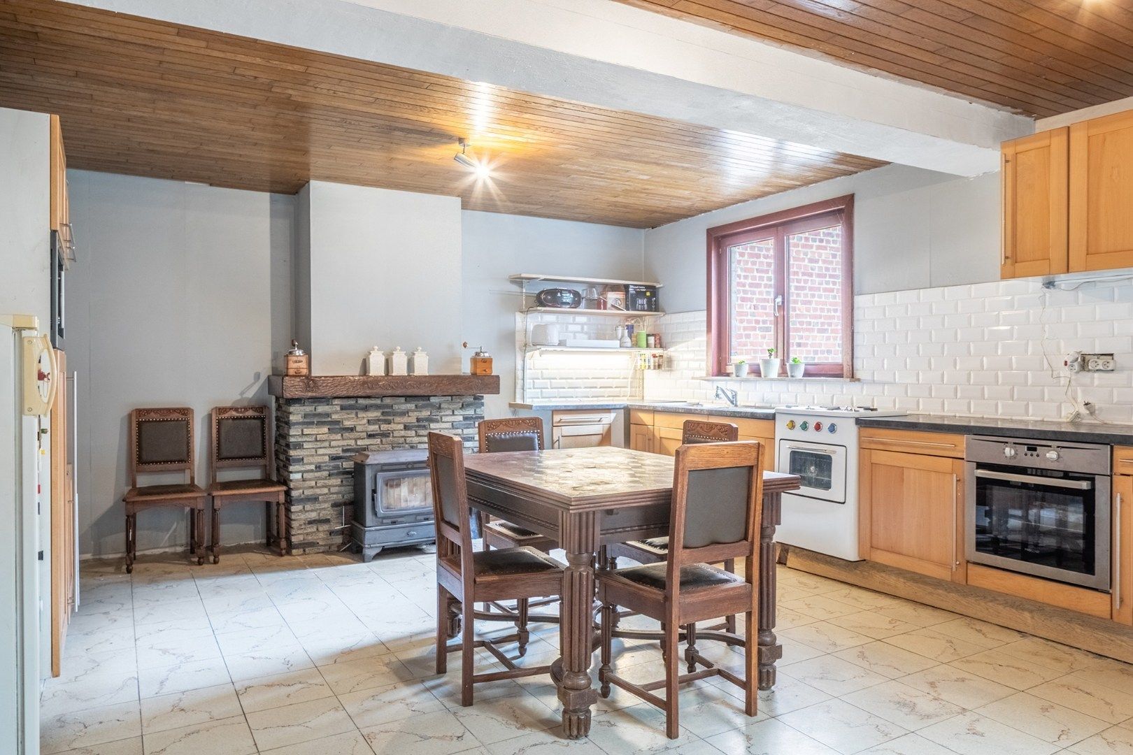 Ruime gesloten gezinswoning met tuin  foto 2