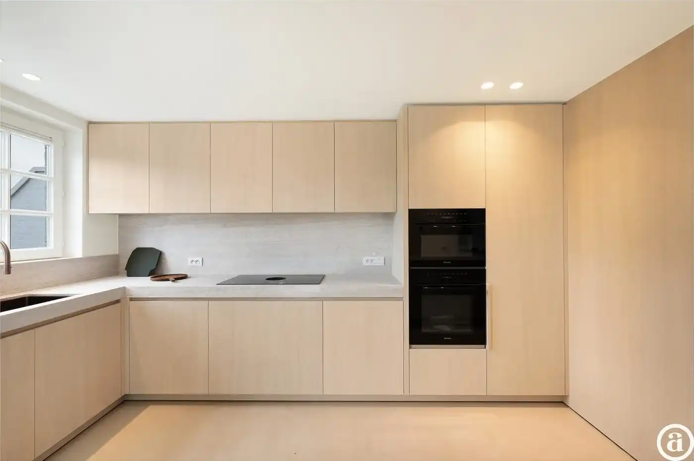 Prachtig gerenoveerd appartement te Zoute Gardens.  foto 13
