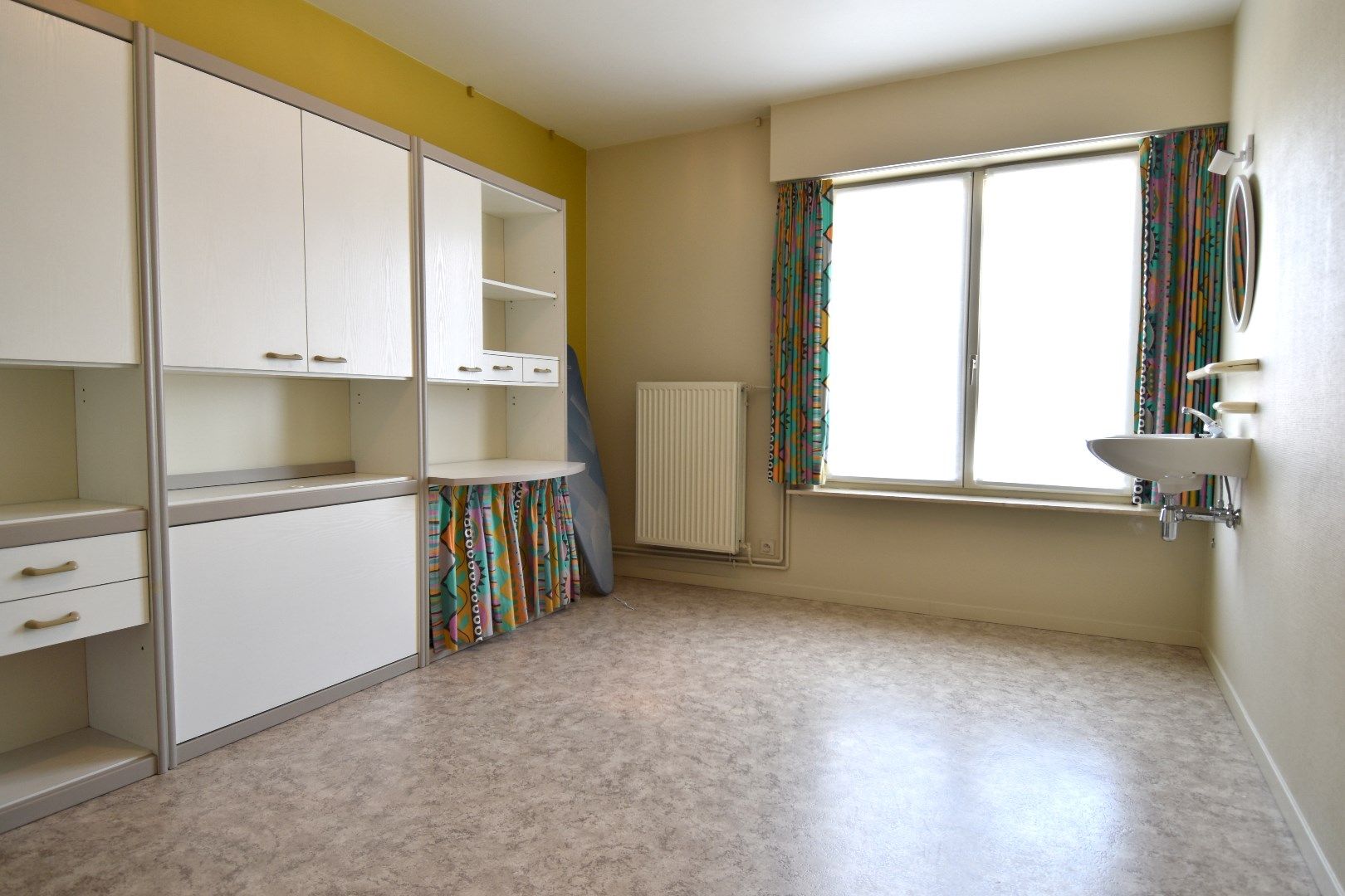Instapklare HOB met 3 slaapkamers, garage, zolder op een perceel van 1329 m² te Sint-Eloois-Winkel foto 16