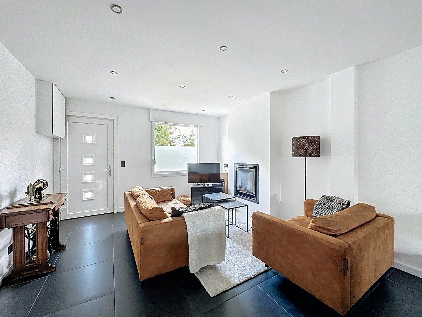 Rijwoning met knusse buitenruimte te Kessel-Lo! foto 3