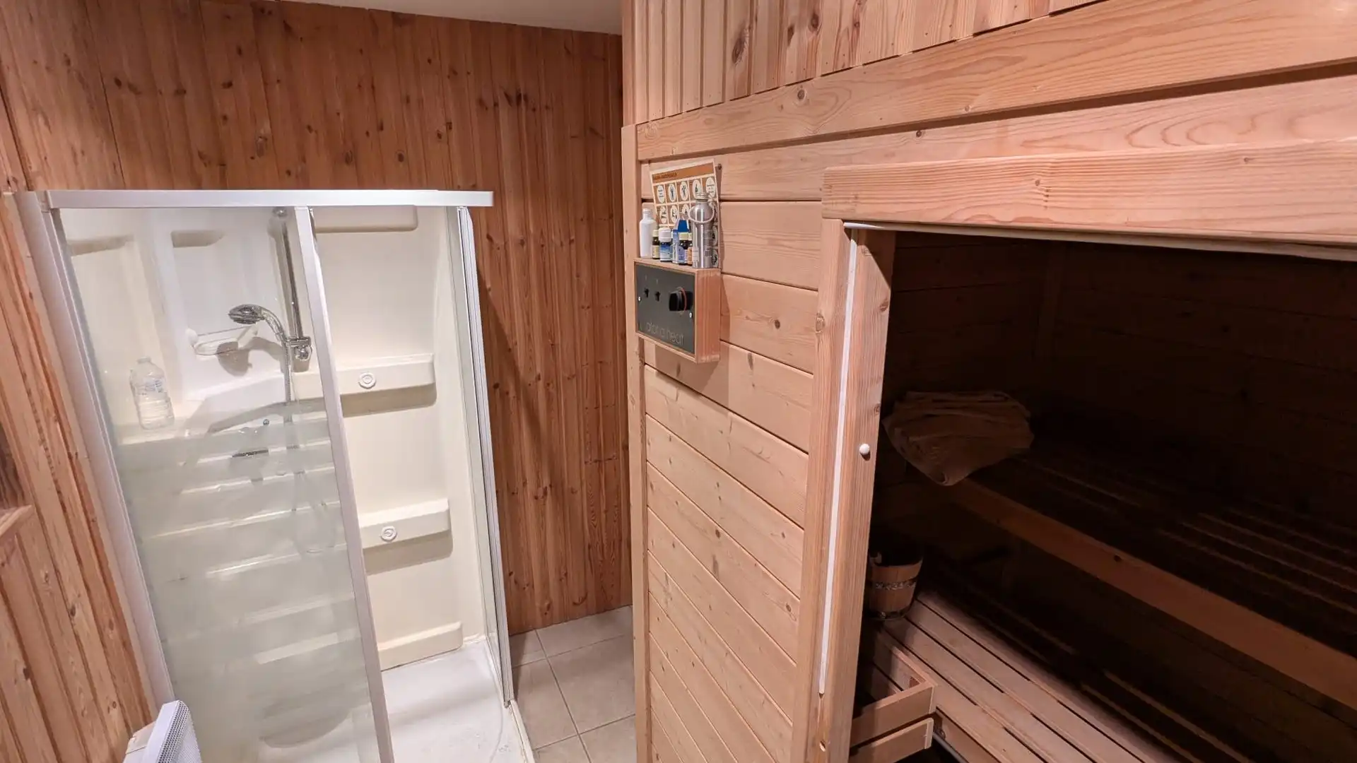 Instapklare en bijzonder ruime familie- en/of vakantiewoning in het centrum van Knokke foto 14