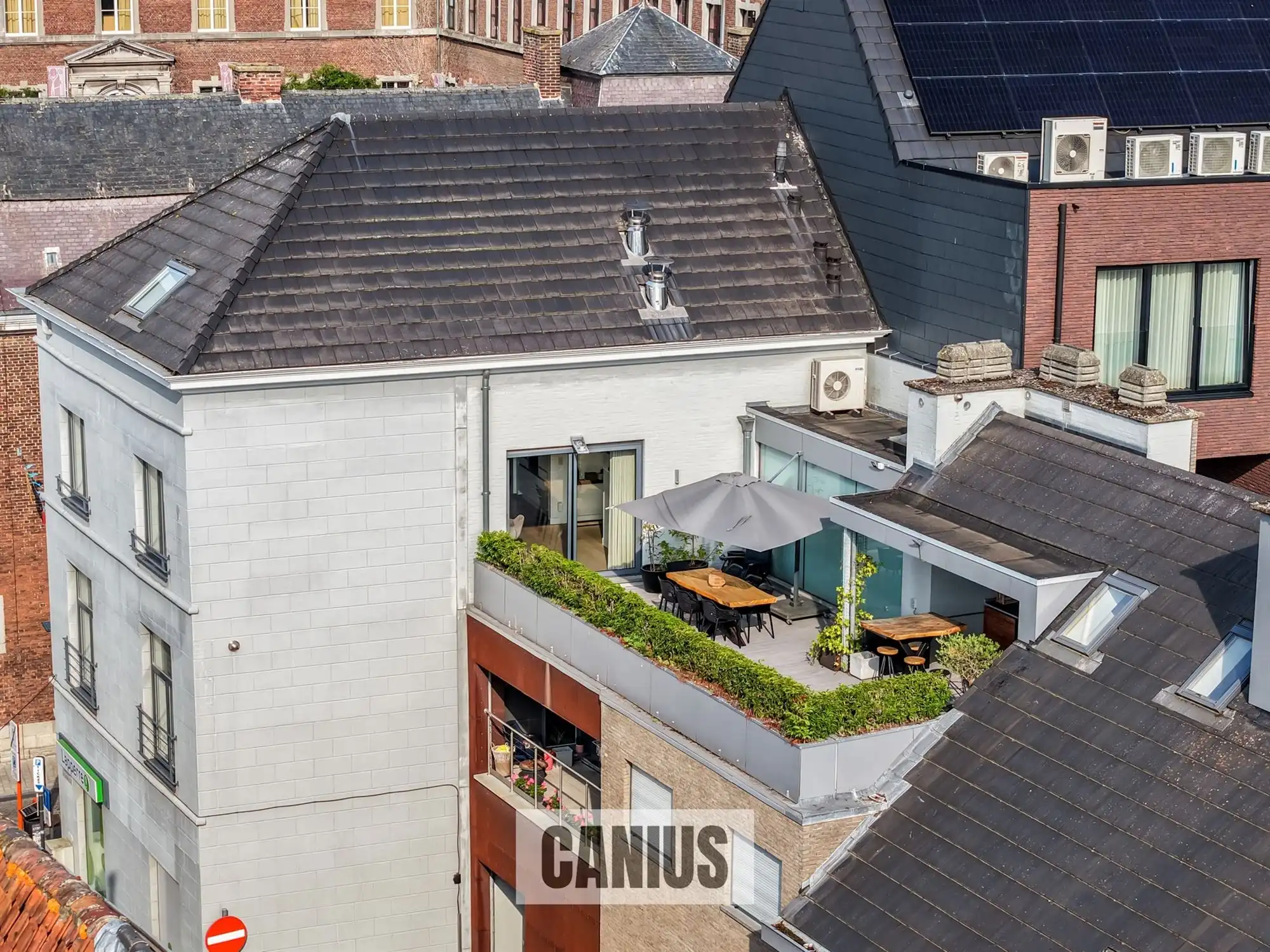 UITZONDERLIJK RUIM APPARTEMENT VAN 161m² MET GROOT TERRAS EN GARAGE IN HARTJE SINT-TRUIDEN foto 24