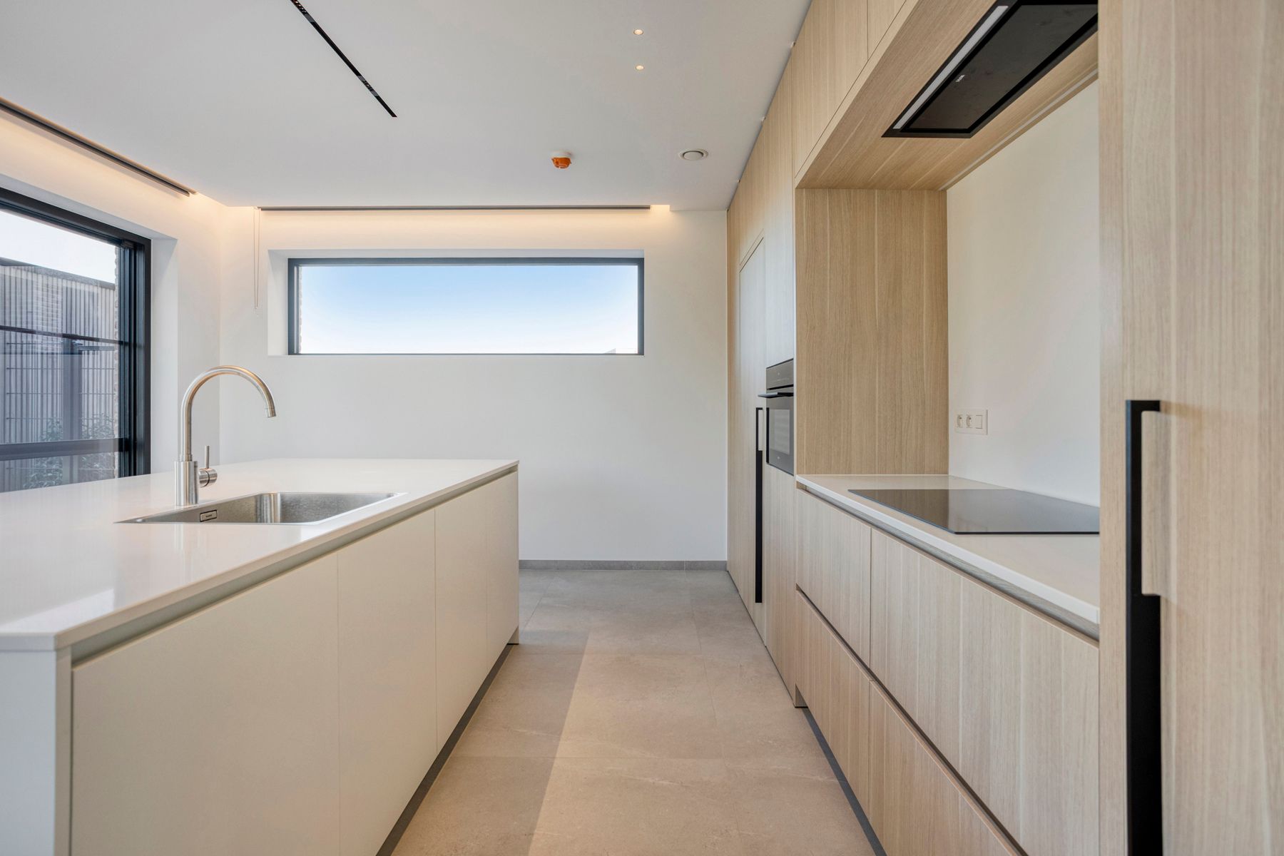 Luxueuze nieuwbouwwoning met 3 slaapkamers.  foto 7