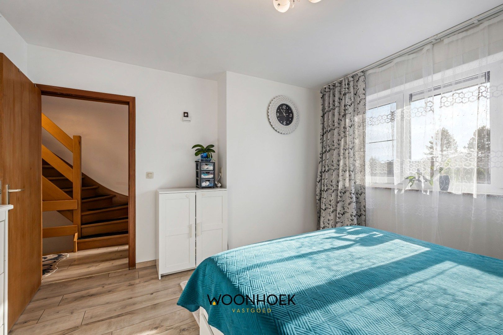 Instapklare 3-slpk halfopen bebouwing met dubbele garage  foto 13