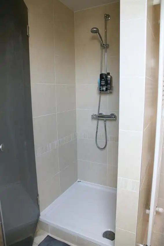 Gerenoveerde woning in rustige, bosrijke omgeving  foto 21