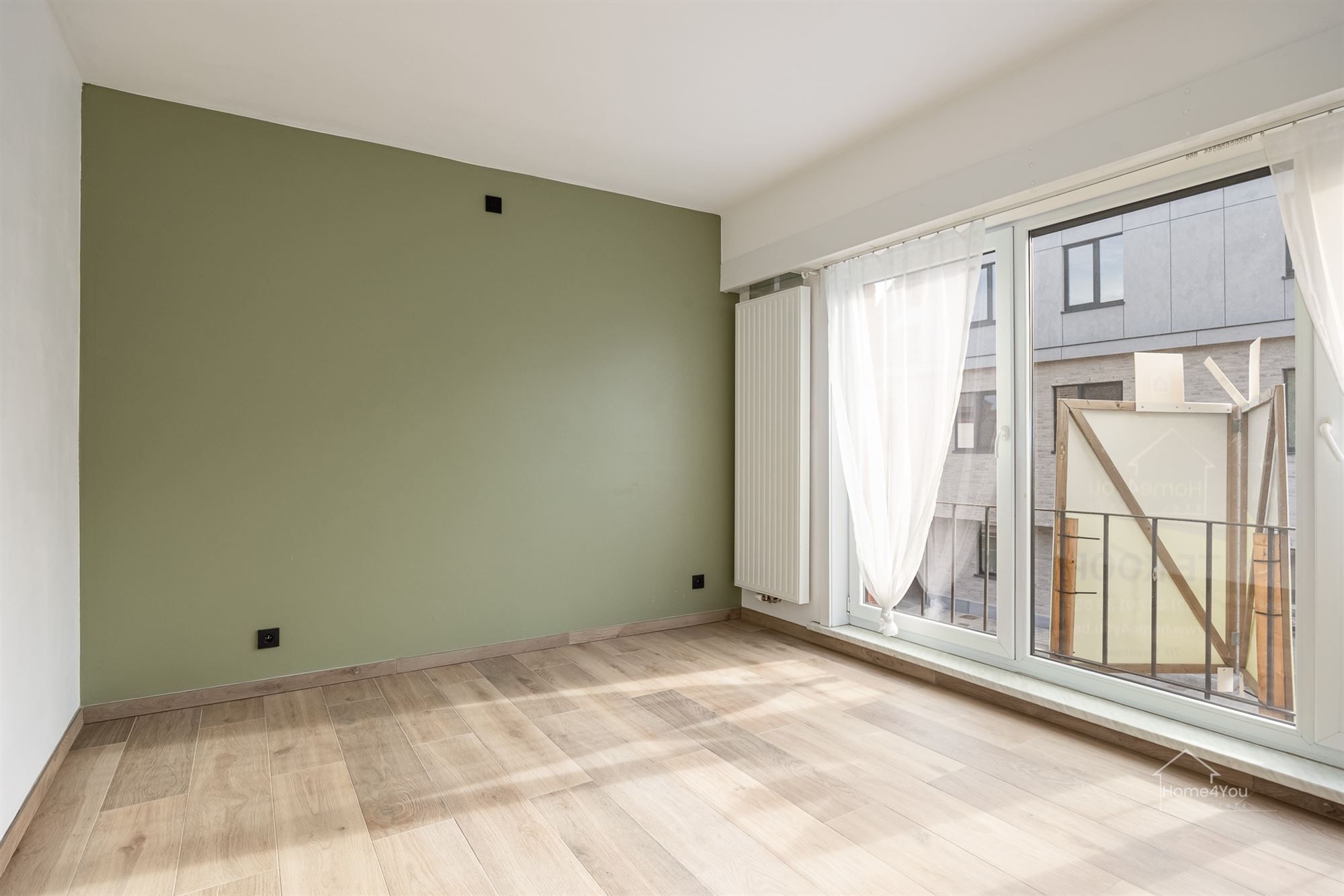 HOB met 4 slaapkamers en 2 badkamers foto 10