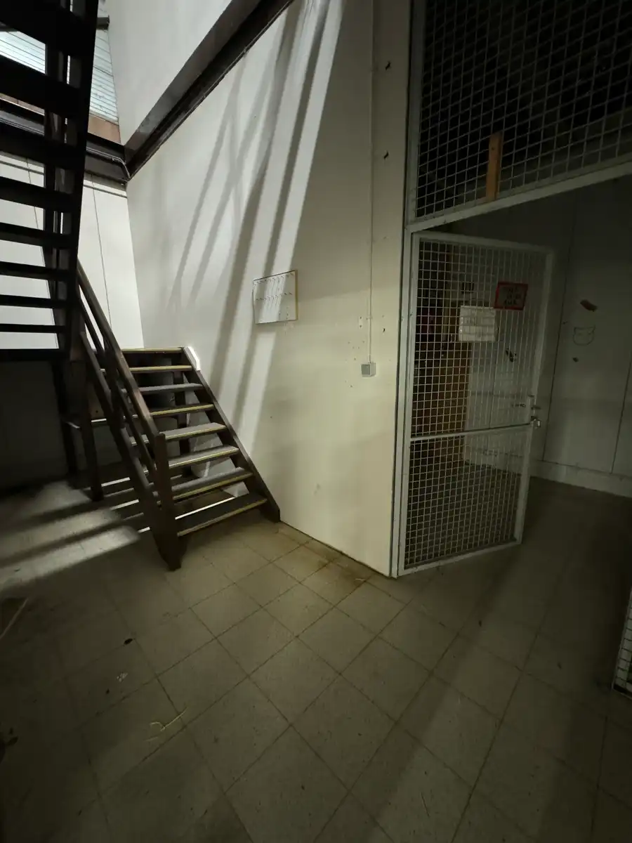 Commercieel pand te huur in Oudsbergen (ex-Bristol) foto 8