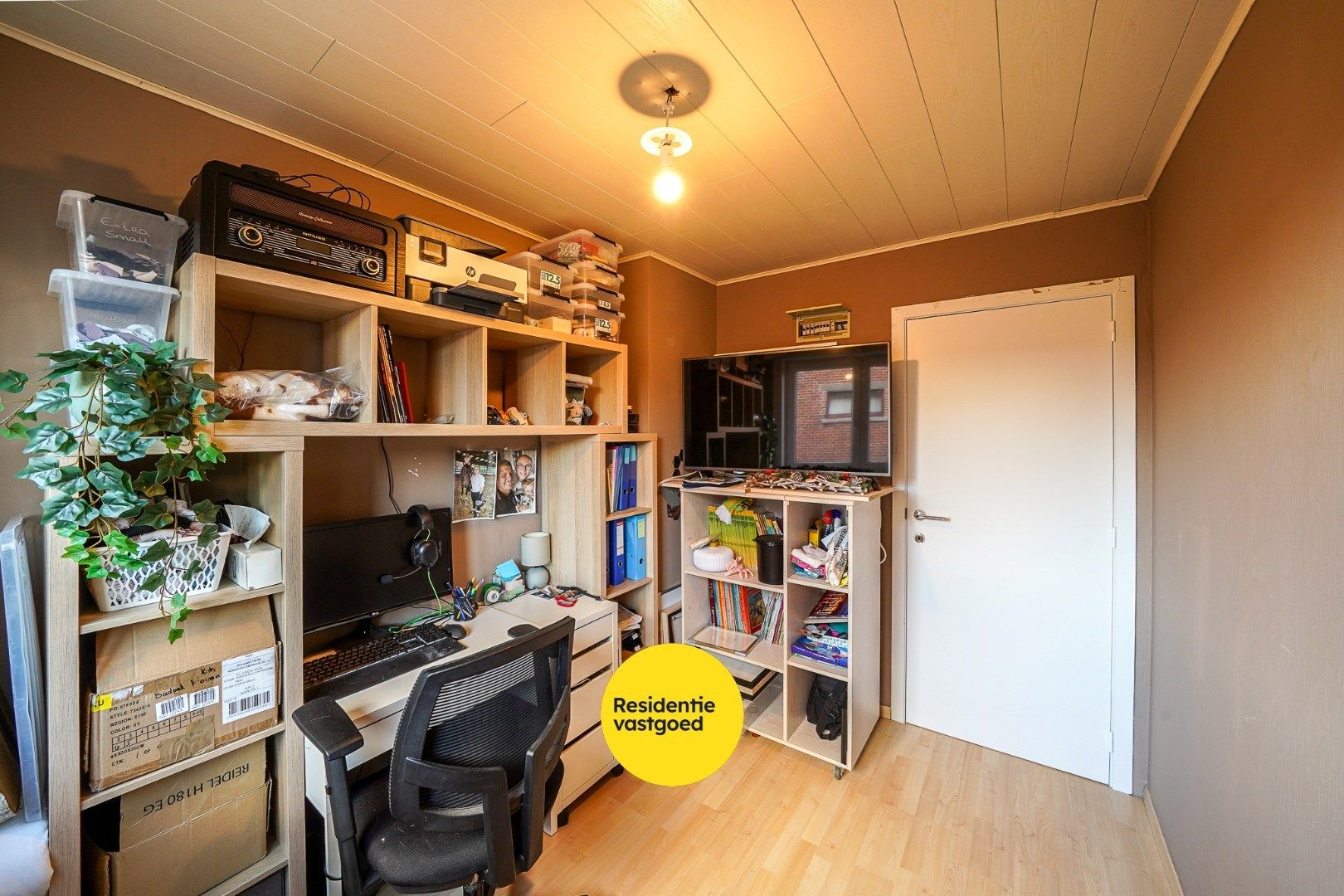 Halfopen woning met tuin en garage te Oostende (vuurtorenwijk) foto 12