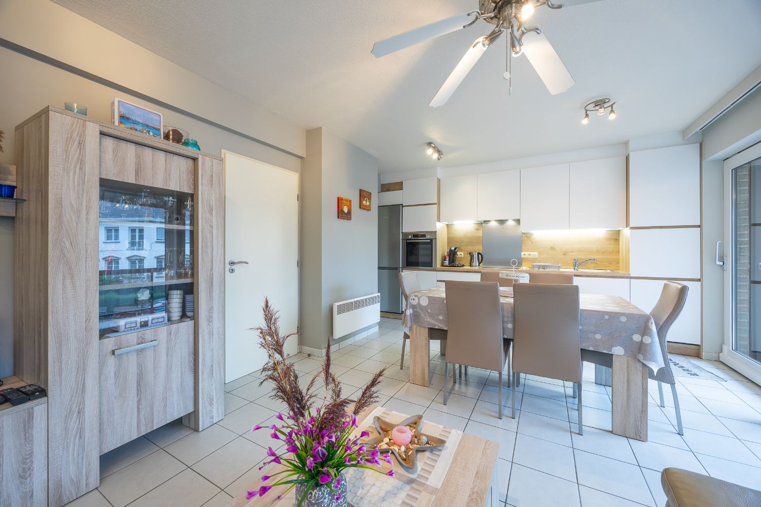 2-slaapkamer appartement in centrum Mariakerke foto 8