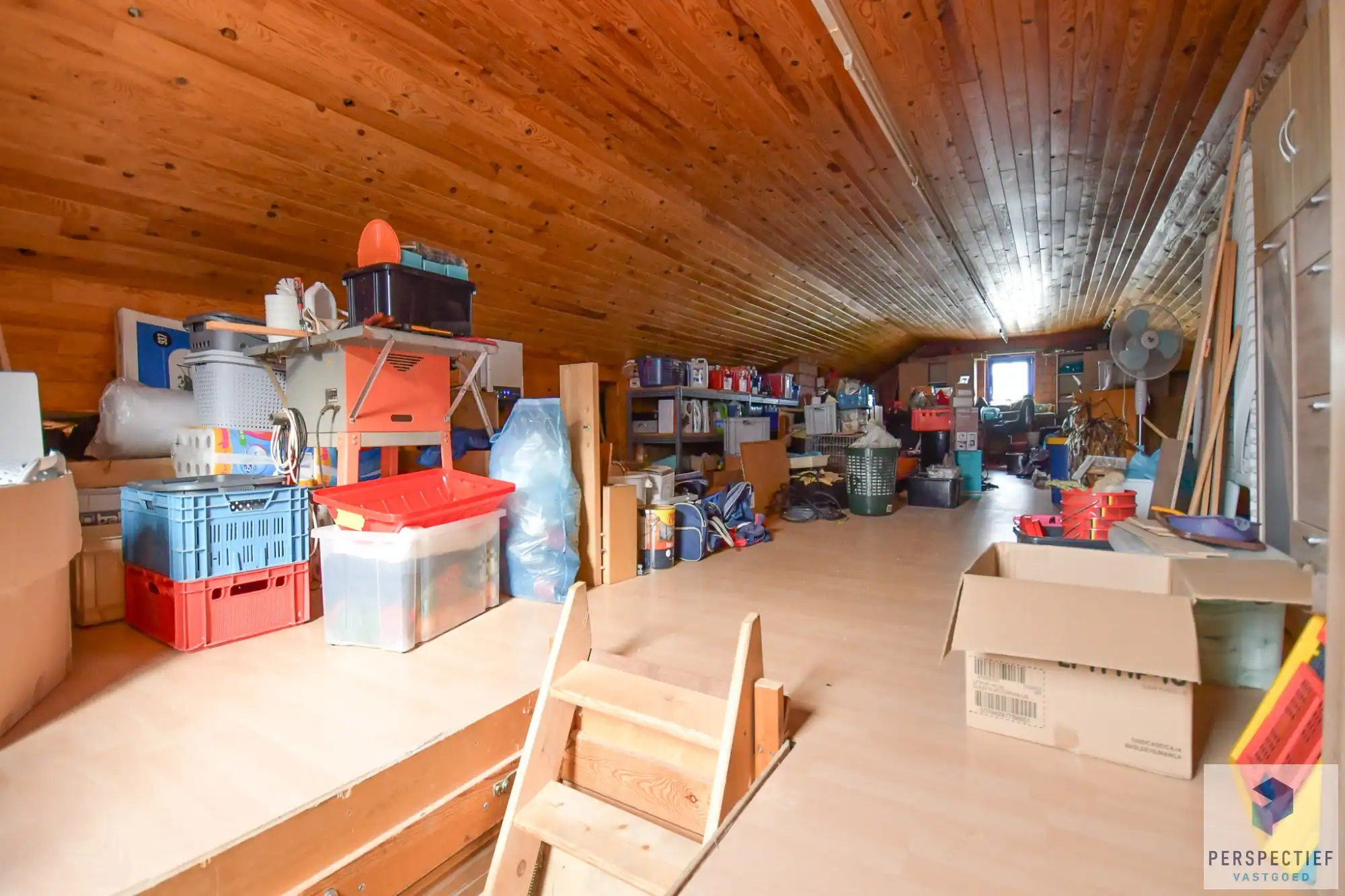 UITSTEKEND GELEGEN GELIJKVLOERSE WONING foto 17