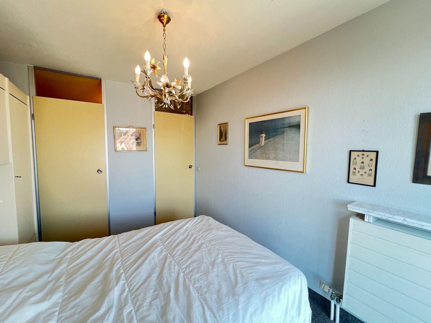 Te renoveren appartement met 2 slaapkamers op een uitstekende ligging foto 12
