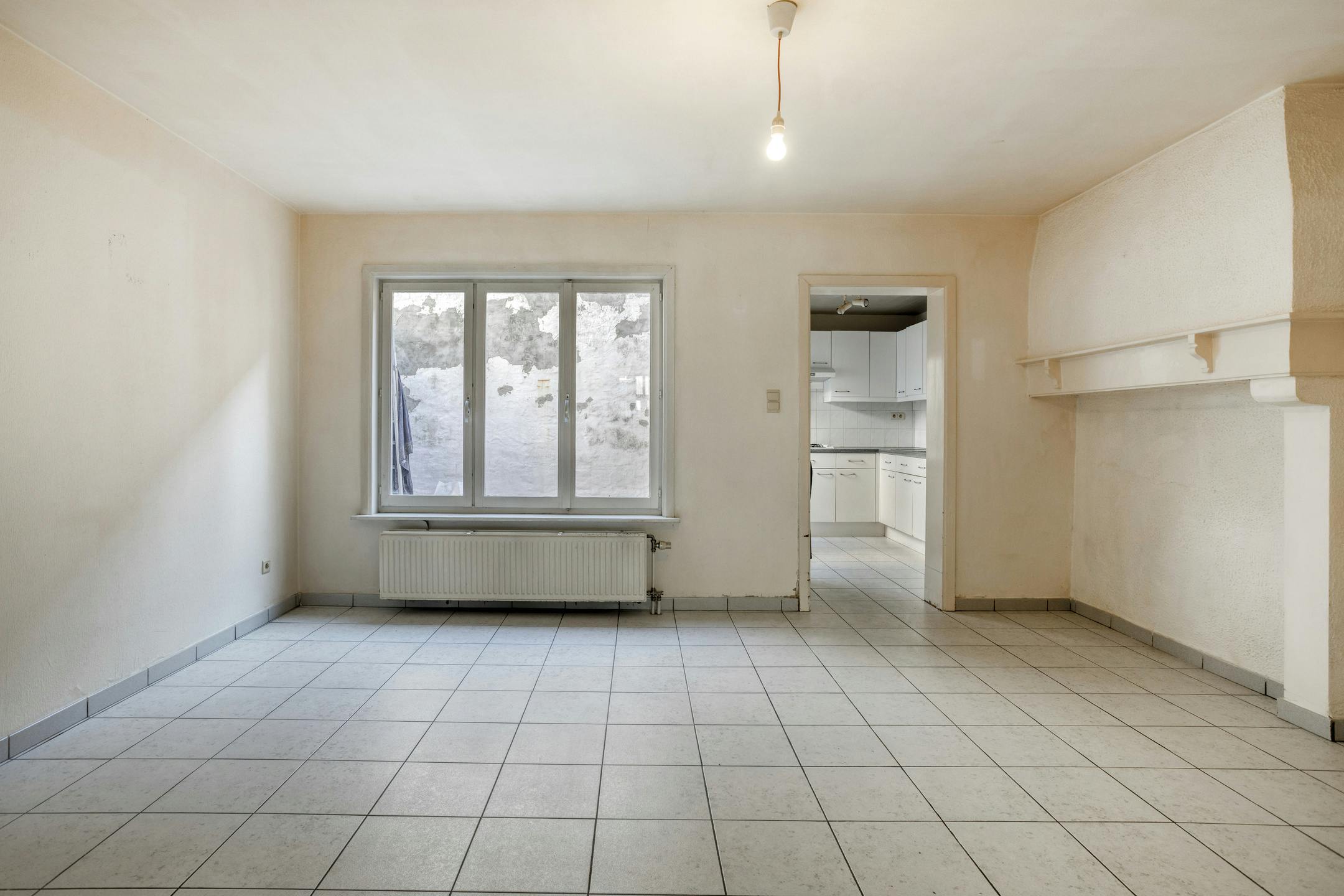 Te renoveren huis op een toplocatie in centrum Brugge foto 3