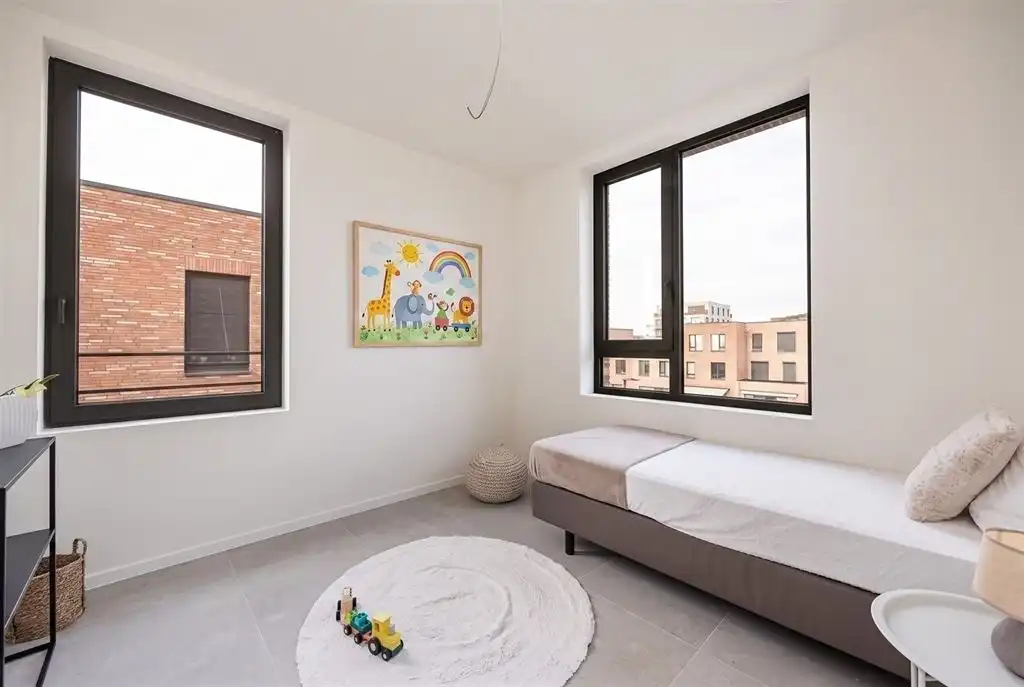 Nieuwbouwwoning onder registratie op toplocatie foto 21