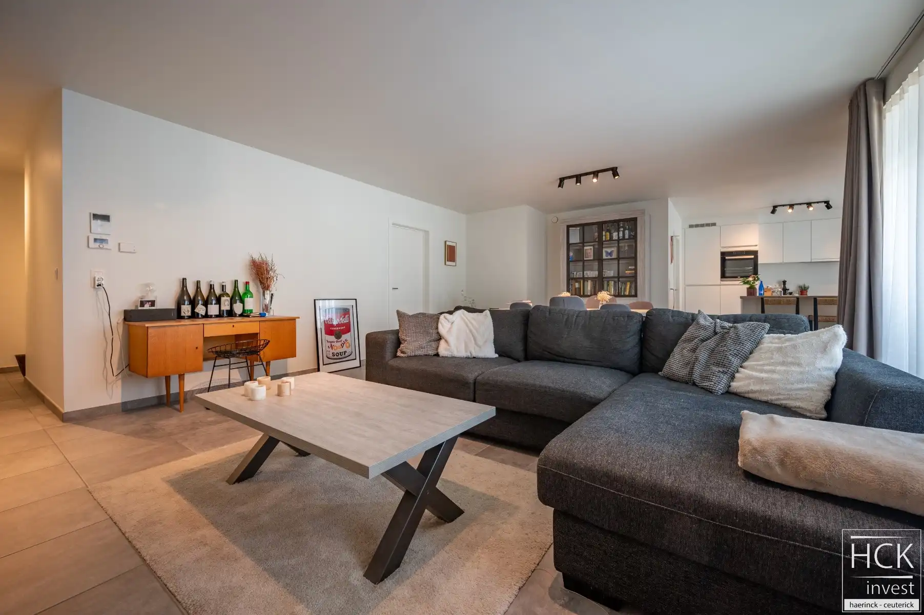 KRUISHOUTEM - Zeer ruim app. met 2 SLP, 2 TERRASSEN én garagebox! foto 3