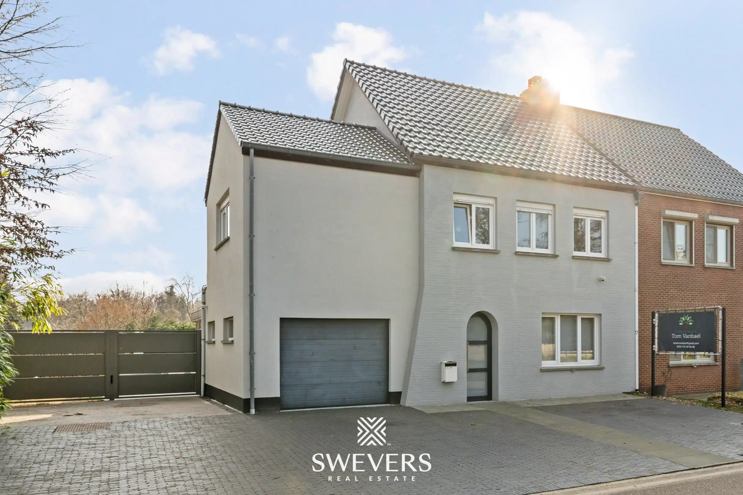 Ruime halfopen woning met zuidoostgerichte tuin en zwembad foto 34