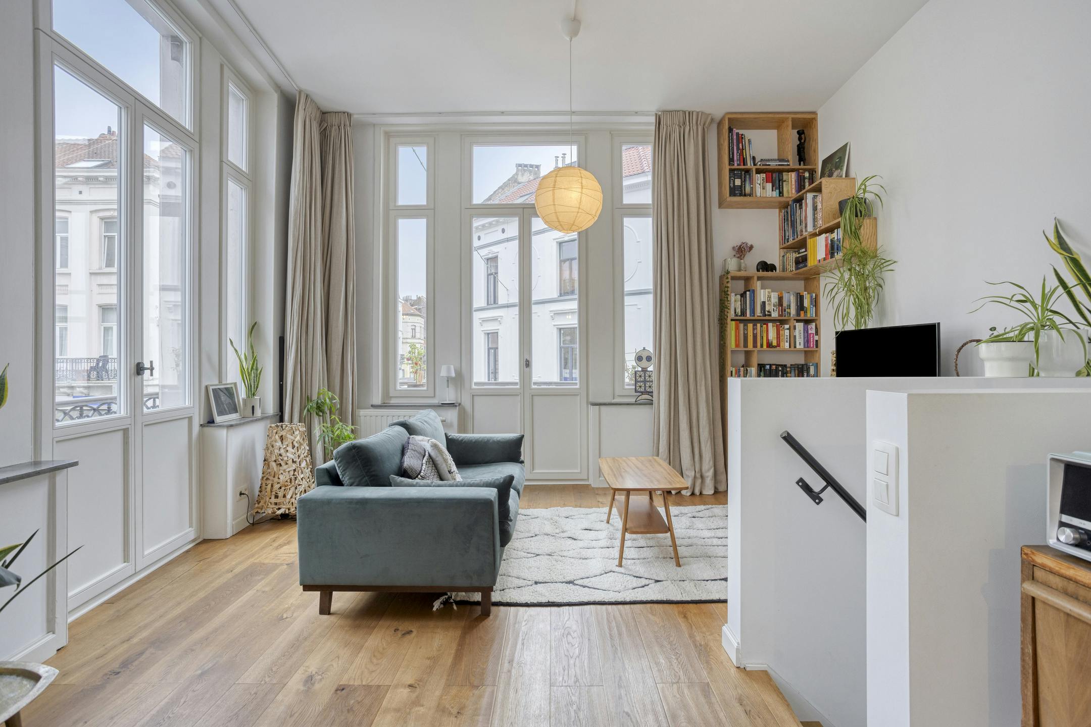 Duplex appartment te Sint-Gillis met 2 slaapkamers foto 11