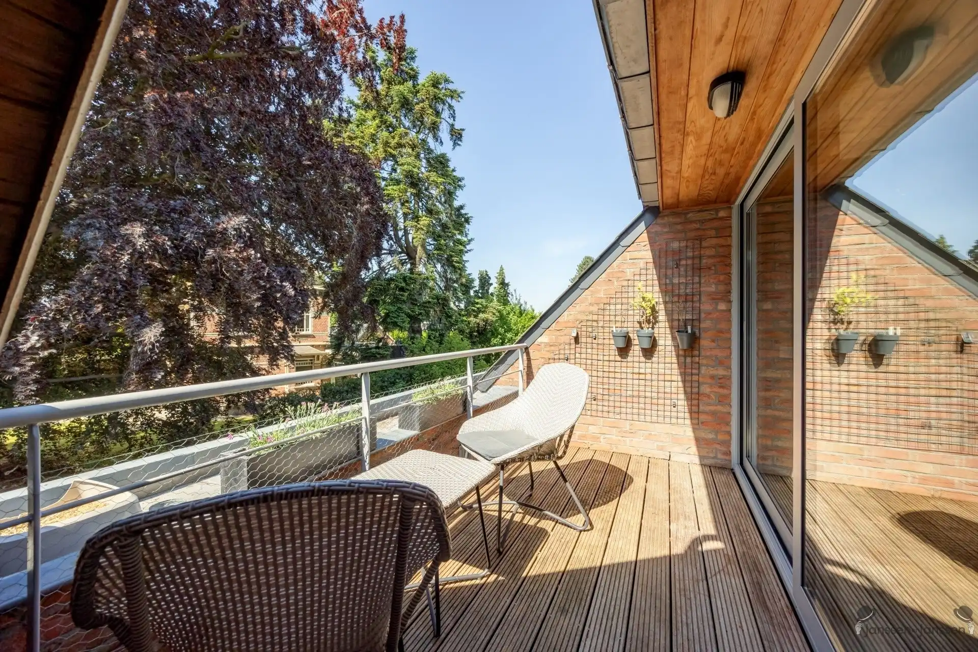 dakappartement met 3 slpkmrs, terras & parkeerplaats foto 7