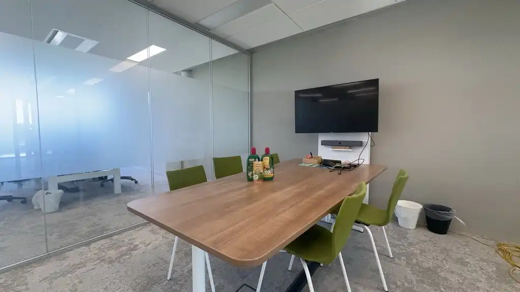 Energiezuinige kantoren te huur in Office Park aan E17 te Lokeren foto 7