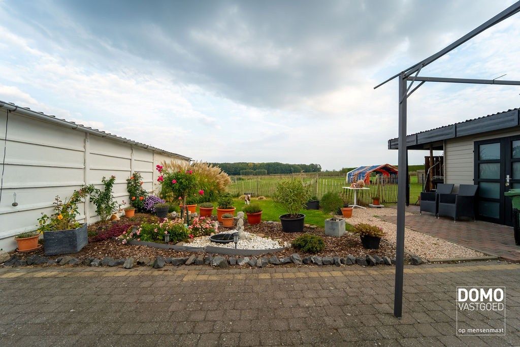 Landelijke open bebouwing met prachtig uitzicht foto 21